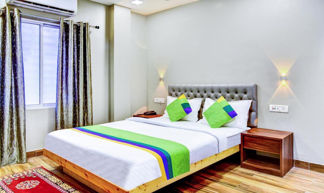 Treebo Trip Mittal Gardens Hotel Siliguri Ngoại thất bức ảnh